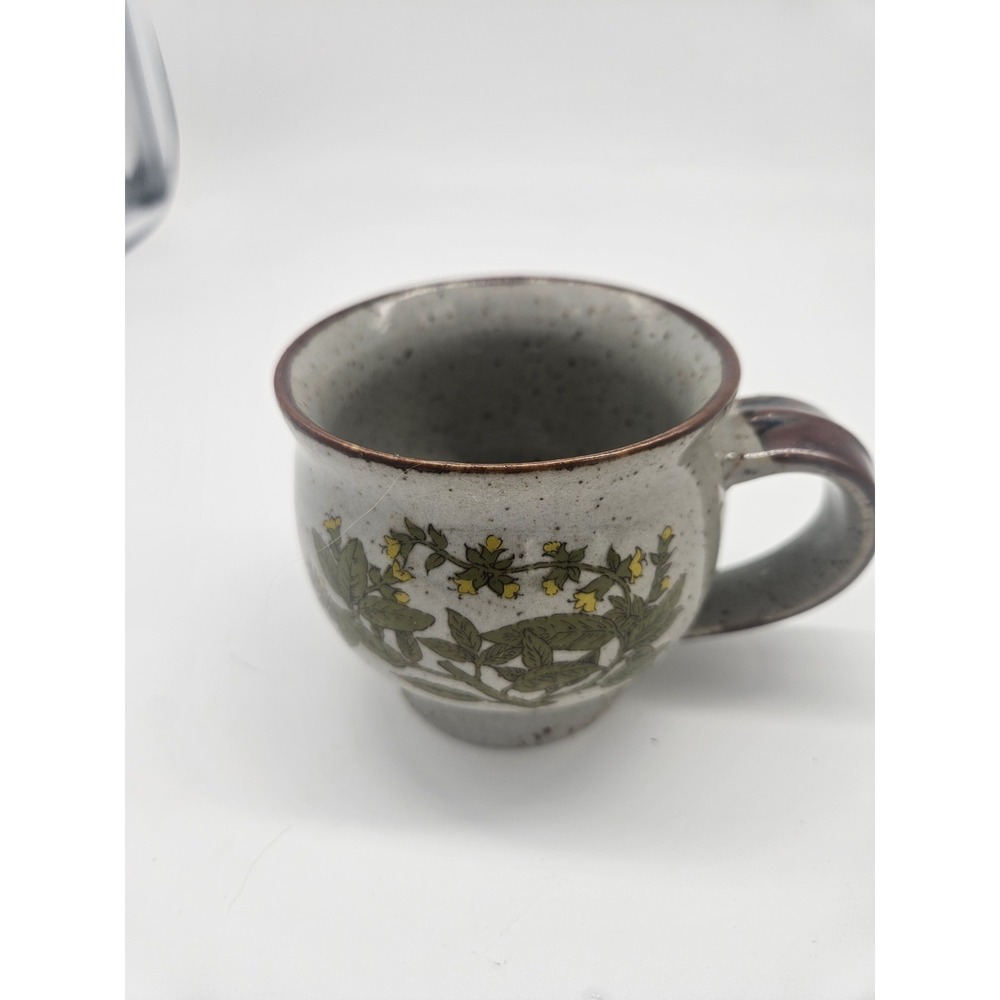Takahashi Speckled Stoneware Pedestal Floral Coffee Mug Yellow Wildflowers Japan